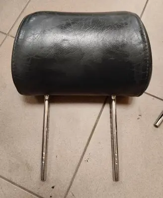 Audi A4 S4 B5 8D Front seat headrest 