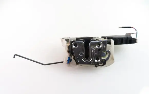Subaru Tribeca Front door lock
