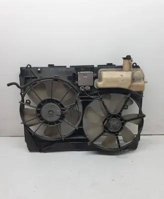 Lexus RX 330 - 350 - 400H Fan set 1227508551 8925748020 4993003181