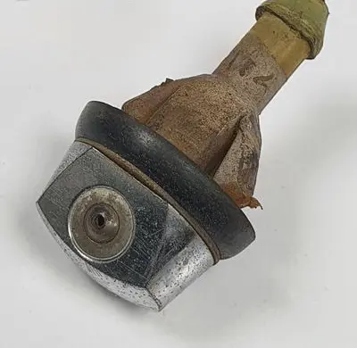 Mercedes-Benz COMPAKT W115 Windshield washer spray nozzle 