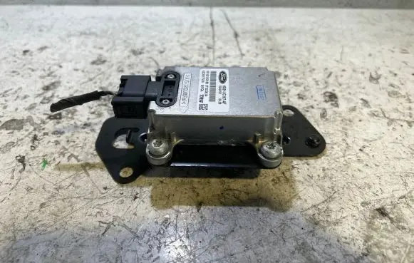 Ford Mondeo MK IV ESP acceleration yaw rate sensor 6G913C187AF 15444101 A2C53177979
