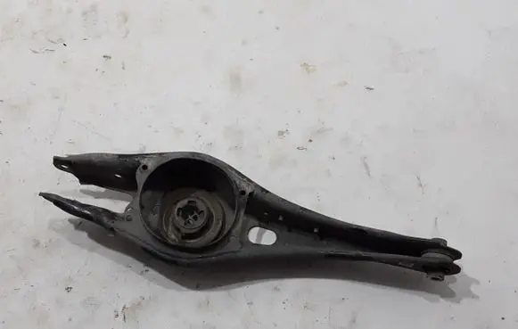 Cupra Formentor Rear upper control arm/wishbone 5QA505311E