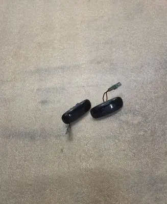 Audi A8 S8 D2 4D Front fender indicator light 