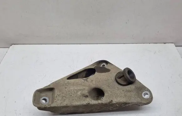 BMW X3 F25 Engine mounting bracket 6784829 22116784829