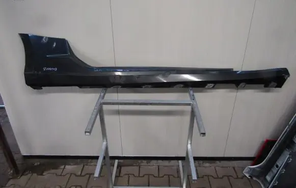 Chevrolet Camaro Front sill (body part) 079331525