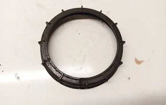 Dacia Sandero In tank fuel pump screw locking ring/nut 8200183136