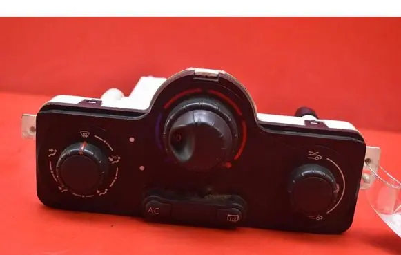 Renault Clio III Climate control unit 69597003