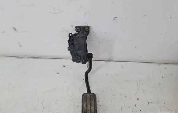 Volkswagen Sharan Accelerator throttle pedal 7M1721603A