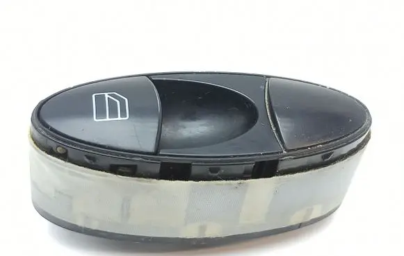 Mercedes-Benz E W211 Electric window control switch A2118211351