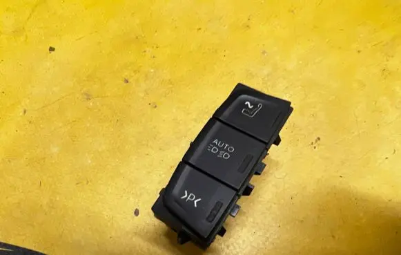Peugeot 508 RXH Multifunctional control switch/knob 96770598ZD