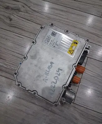 Mercedes-Benz A W177 Voltage converter inverter A0009008926