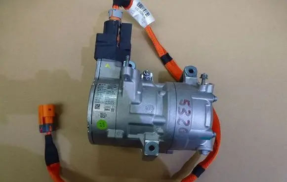 Jeep Avenger Air conditioning (A/C) compressor (pump) TA68618BT