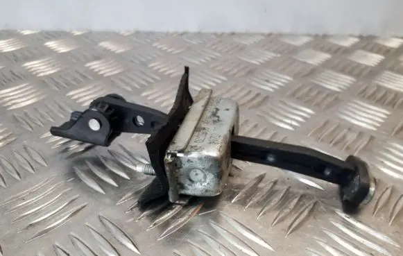 Ford Focus Rear door check strap stopper