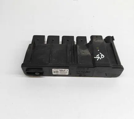 BMW X5 G05 Current control relay P00345949 18576710