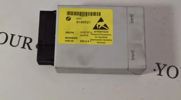 BMW 5 E60 E61 Central console control unit 9169521