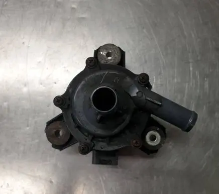 Toyota Auris 150 Electric auxiliary coolant/water pump G904048020