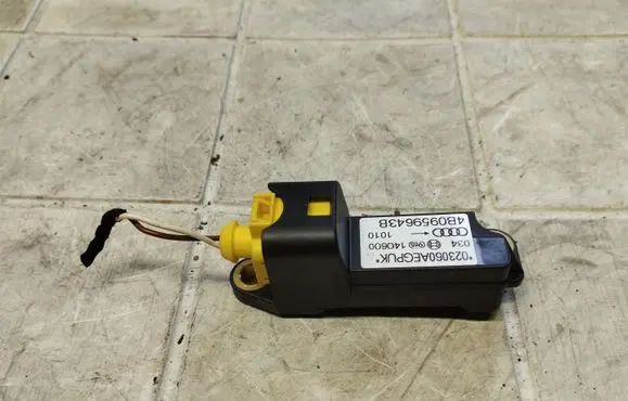 Audi A6 S6 C5 4B Airbag deployment crash/impact sensor 4B0959643B