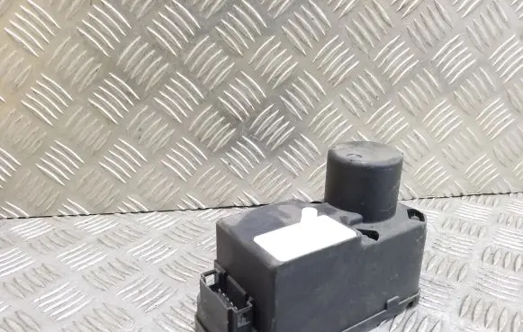 Volkswagen PASSAT B4 Vacuum pump 1H0962257G