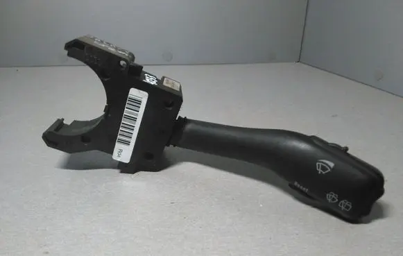 Volkswagen PASSAT B5.5 Wiper control stalk 4B0953503H