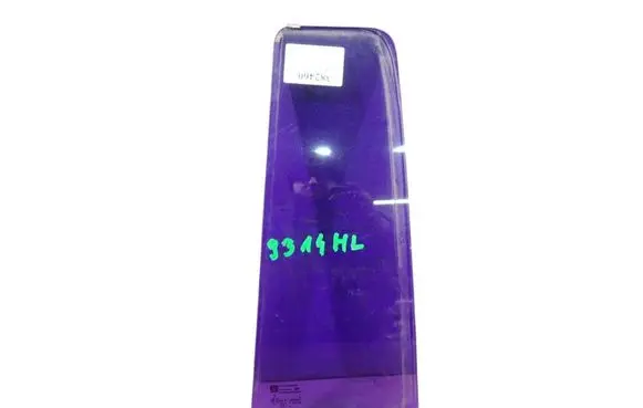 Opel Zafira B Front door window glass four-door 