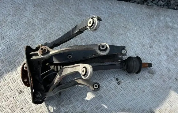 Mercedes-Benz S W221 Rear wheel hub