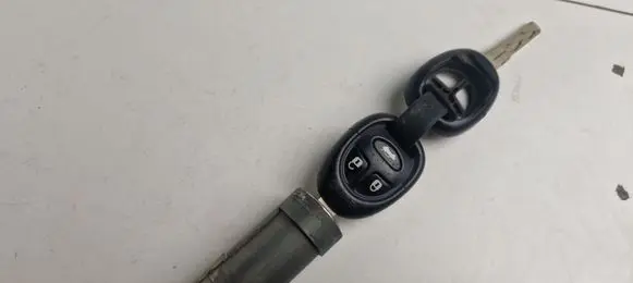 Saab 9-5 Ignition lock 8960221