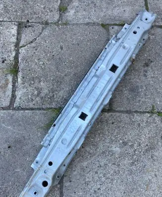Opel Zafira A Front bumper cross member