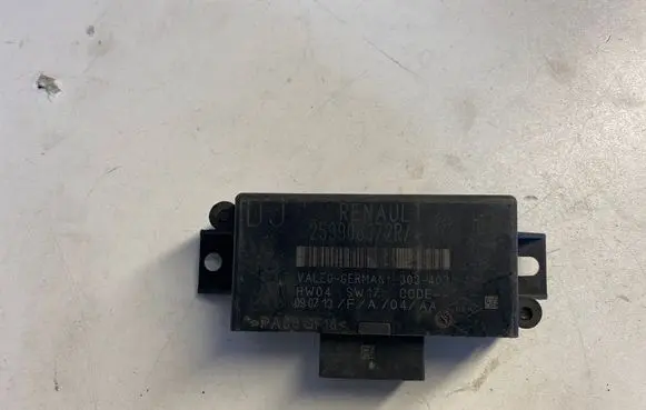 Renault Laguna III Parking PDC control unit/module 259906372R