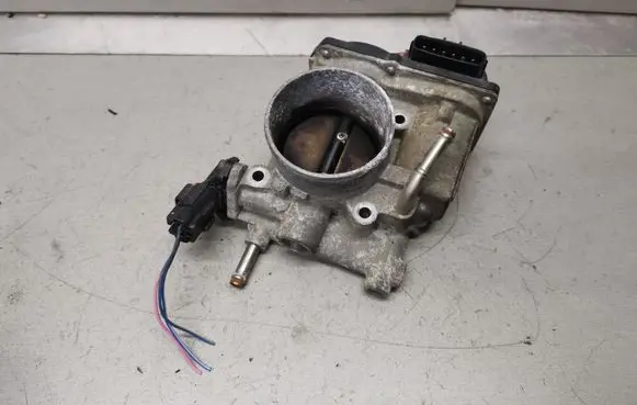 Subaru Legacy Throttle valve 16112AA180