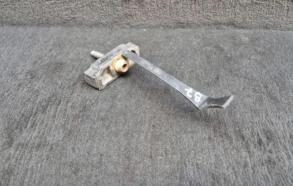 Audi A4 S4 B6 8E 8H Battery bracket 8E0803123C 8E0803123A
