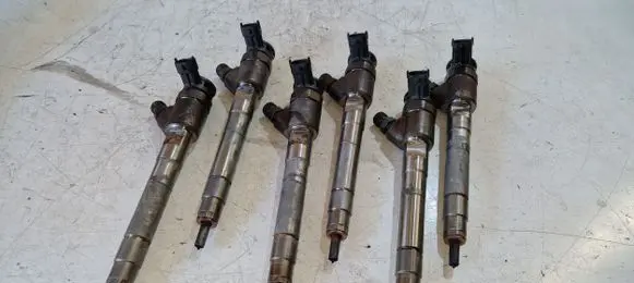Jeep Grand Cherokee Fuel injectors set 0445110522