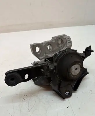 Toyota Yaris XP210 Gearbox mount AVD2742