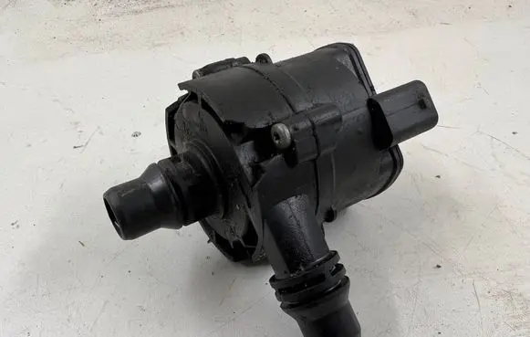 BMW 7 G11 G12 Electric auxiliary coolant/water pump 9372723