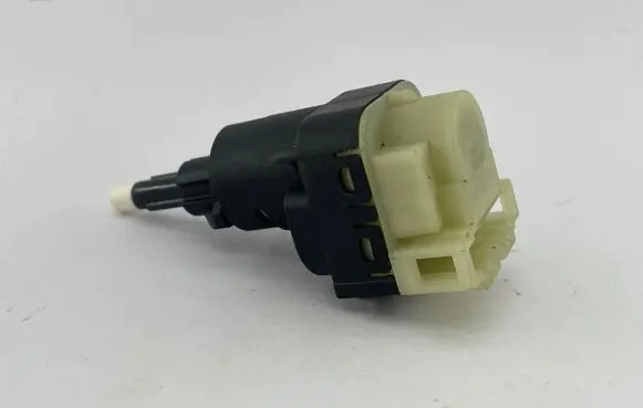Audi A4 S4 B7 8E 8H Brake pedal sensor switch 1K2945511