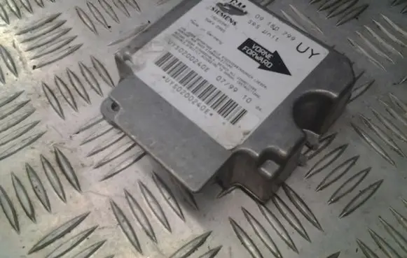 Opel Zafira A Airbag control unit/module UYS0200240E 09180799 5WK42905