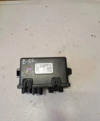 Opel Astra K Tailgate/trunk control unit/module 23247433 3038836A 8371000000000Z