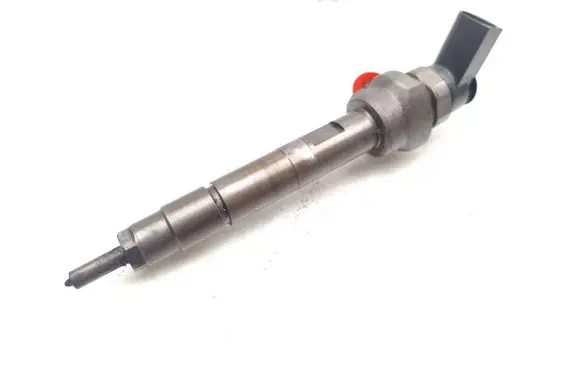 BMW 1 E81 E87 Fuel injector 7798446 0445110289