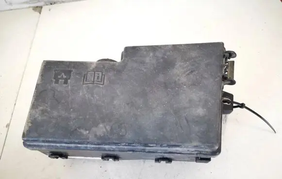 Ford C-MAX II Fuse box set av6t14a142ab av6t-14a142-ab