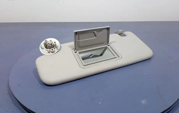 Chevrolet Aveo Sun visor 