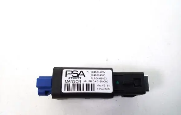 Peugeot 408 P54 USB socket connector 98483947VV