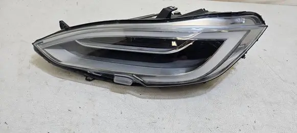 Tesla Model S Headlight/headlamp 105357400C