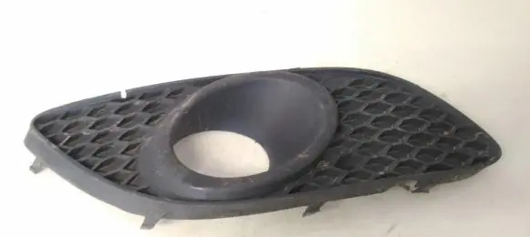 Opel Zafira B Front bumper lower grill 13247323 f0515463