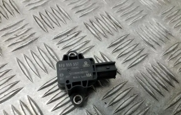Audi A3 S3 A3 Sportback 8P Airbag deployment crash/impact sensor 8P0955557