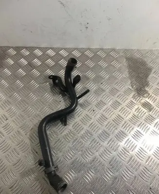 Audi A4 S4 B7 8E 8H Engine coolant pipe/hose 038121071S