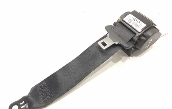 Rear seatbelt