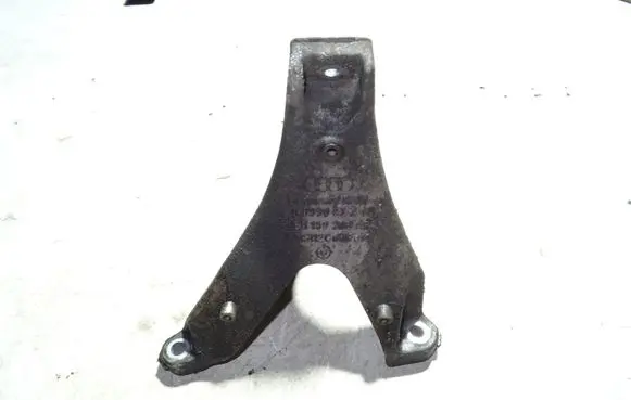 Audi A4 S4 B7 8E 8H Engine mounting bracket 8E0199308AP