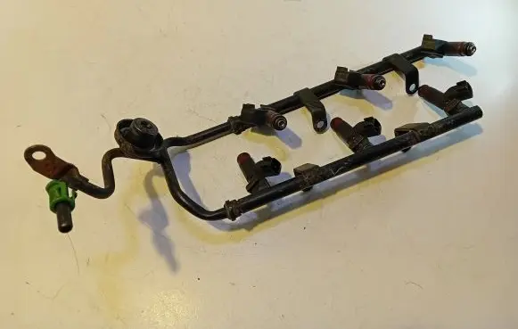 Chrysler Concorde Fuel main line pipe 04591306AB