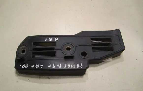 Volkswagen PASSAT B5 Front bumper mounting bracket 3B0807184E