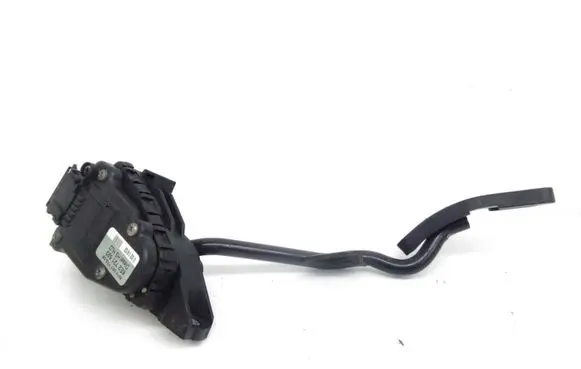 Volkswagen PASSAT B5.5 Accelerator throttle pedal 8E2721523