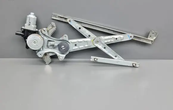 Honda Civic IX Front door window regulator with motor 
